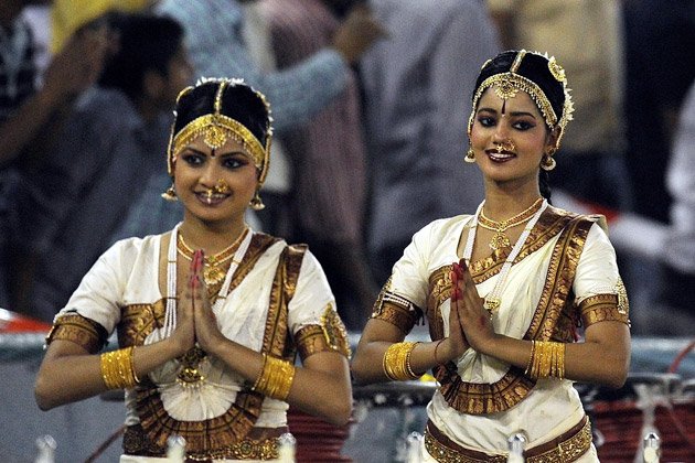 Pune Warriors India Cheerleaders