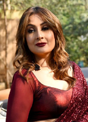 Urvashi Dholakia